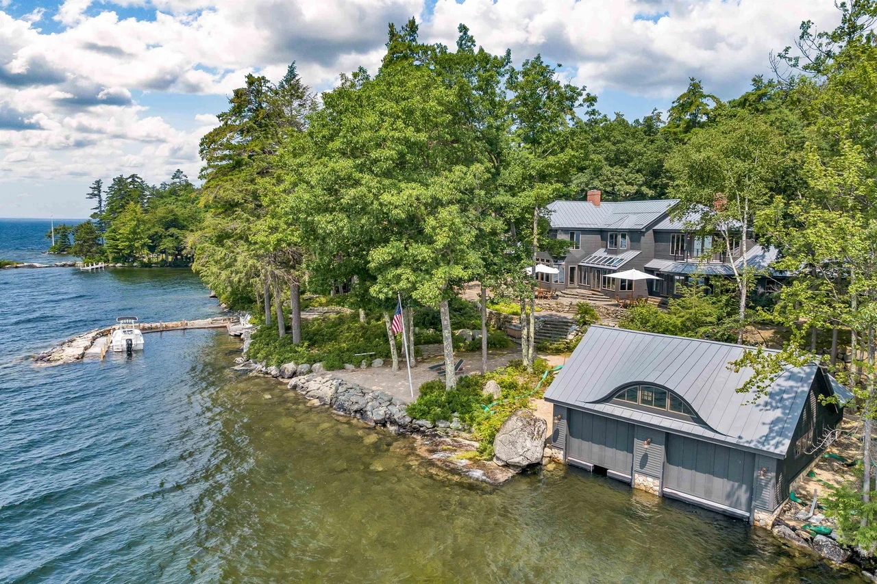 Wolfeboro, NH Homes For Sale | Lakes Region Realty Group